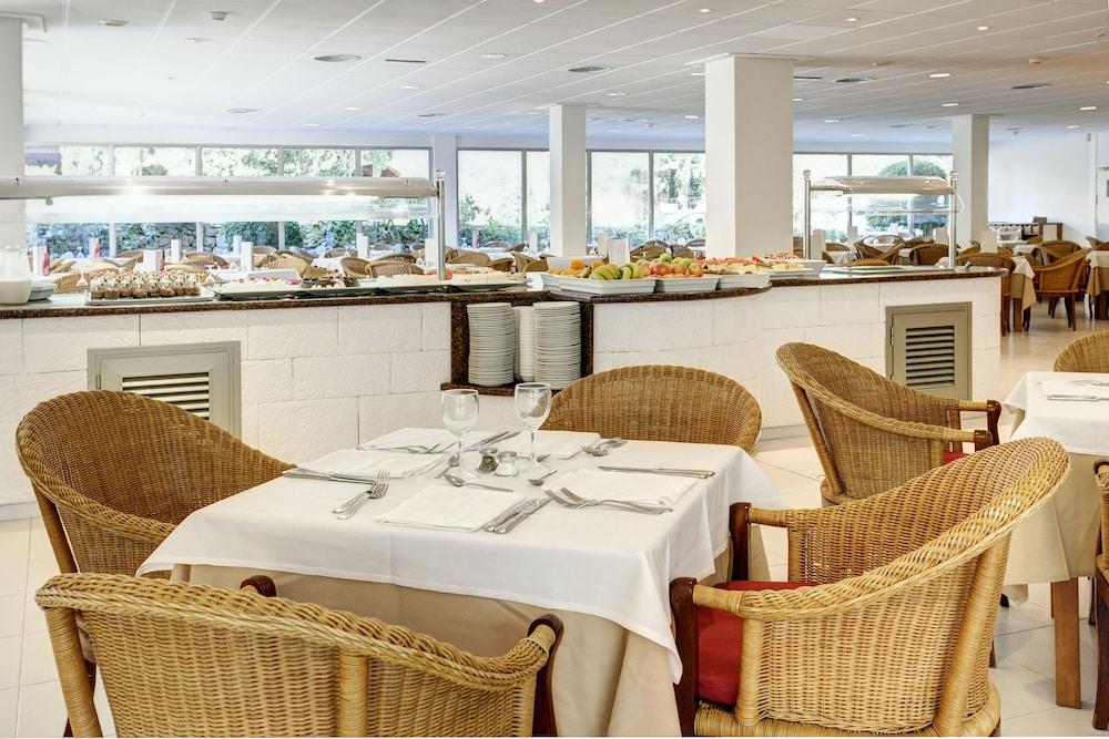 Grupotel Mallorca Mar Aparthotel 4*